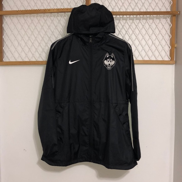 NIKE Womens UCONN Rain Jacket – Black